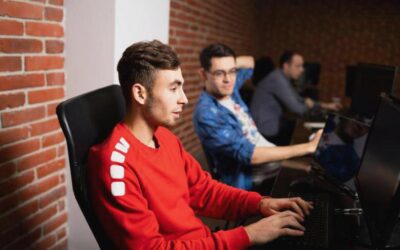 Na czym polegają hackathony i jak wziąć w nich udział?